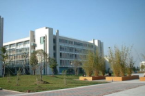 南京医科大学费,南京医科大学与南京中医药大学，哪个好